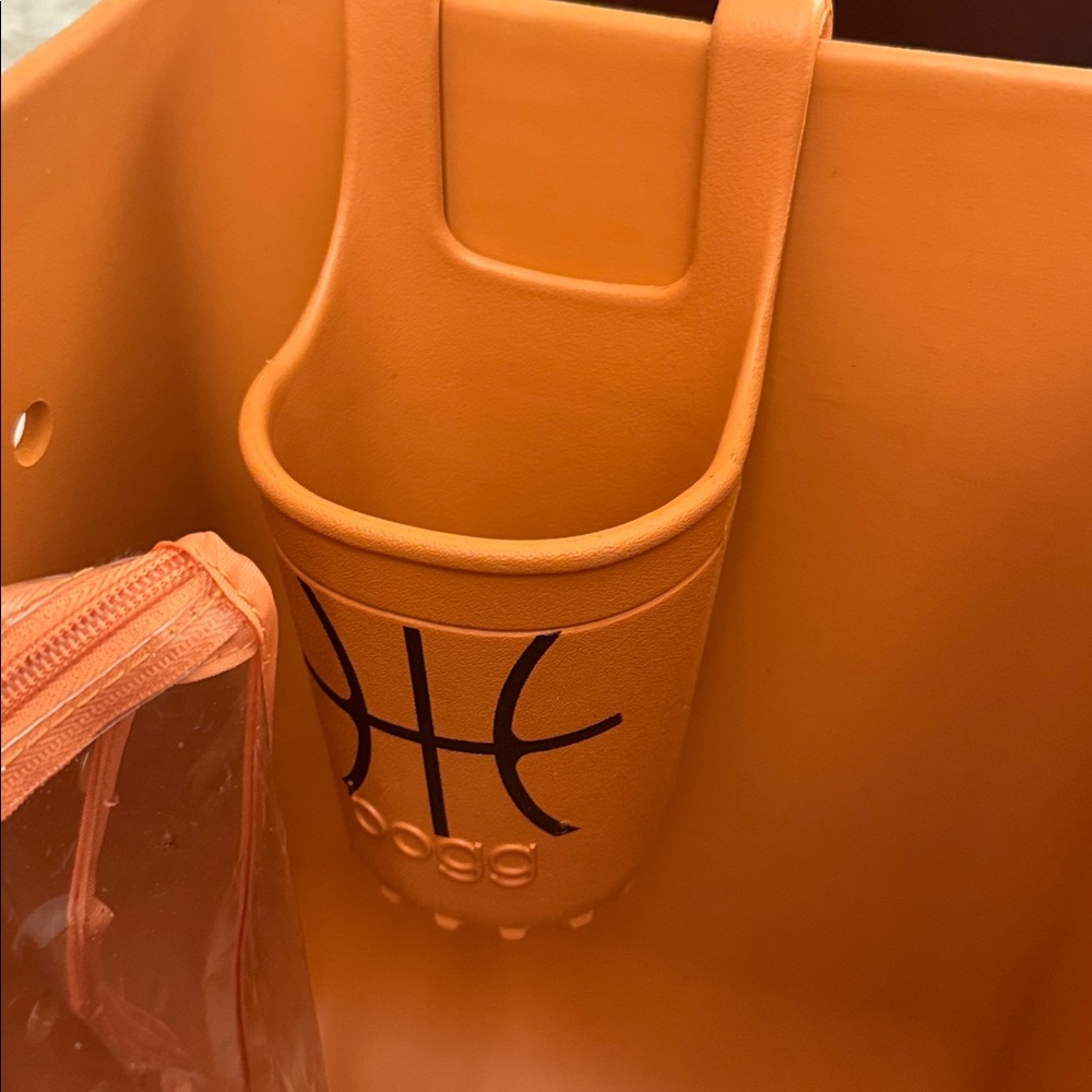 BOGG BAG Orange Basketball-Print Tote with Clear Pouch w free attachments - Picture 4 of 9